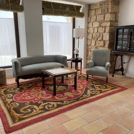 Apartamentos Tres Llaves Palacio De Vela De Los Cobos Убеда Экстерьер фото
