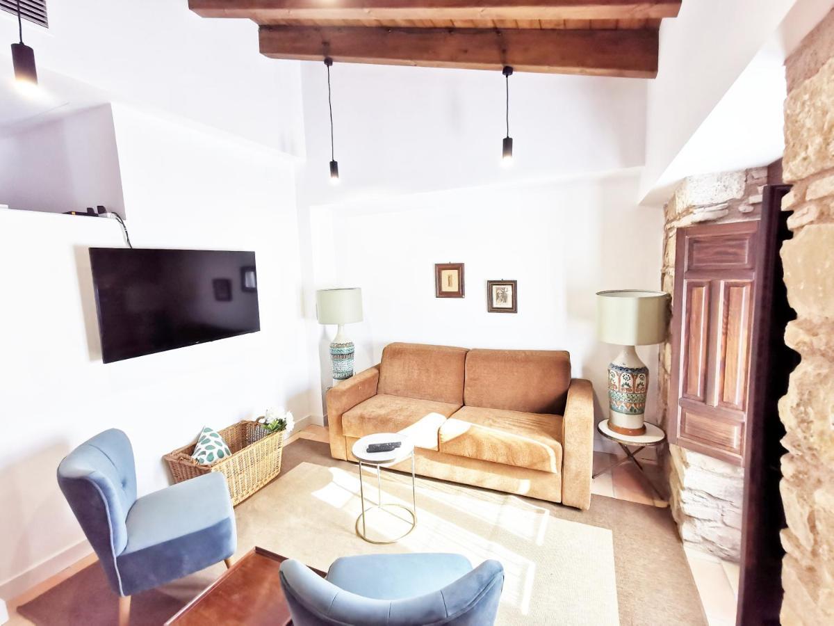 Apartamentos Tres Llaves Palacio De Vela De Los Cobos Убеда Экстерьер фото